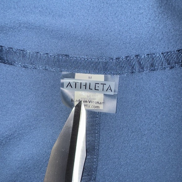 ATHLETA Blue Hooded Poly Blend Zip Jacket Removable Faux Fur Zip Pockets Sz M - Picture 6 of 7